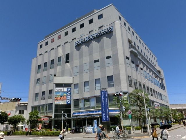コンビニ　ローソン（コンビニ）まで130m