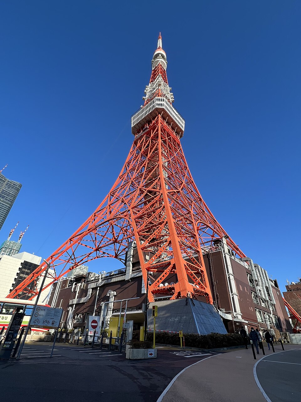 ショッピングセンター　日本電波塔ビル（ショッピングセンター）まで699m