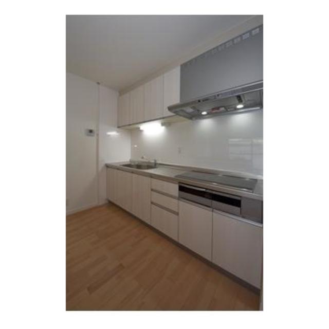 キッチン　※写真は同タイプ住戸です。