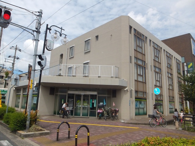 コンビニ　セブンイレブン河内山本駅東店（コンビニ）まで396m