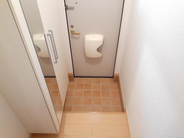 玄関　ゆったりとした玄関です
