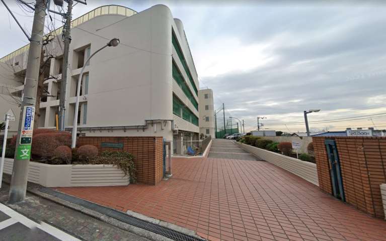 中学校　横浜市立平楽中学校（中学校）まで680m