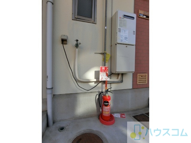 その他設備　室外洗濯機置場