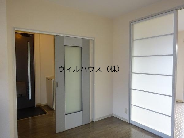 居室・リビング　室内きれいです！