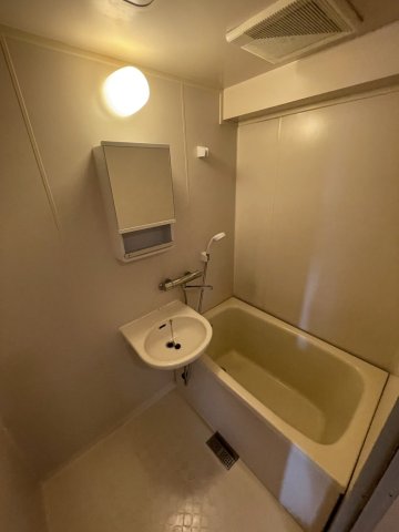 バス・シャワールーム　同タイプ別部屋