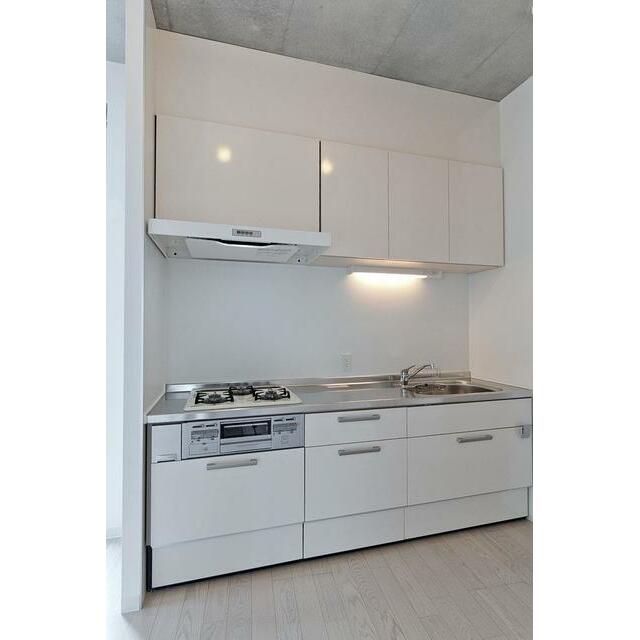 キッチン　※写真は同タイプ住戸です。
