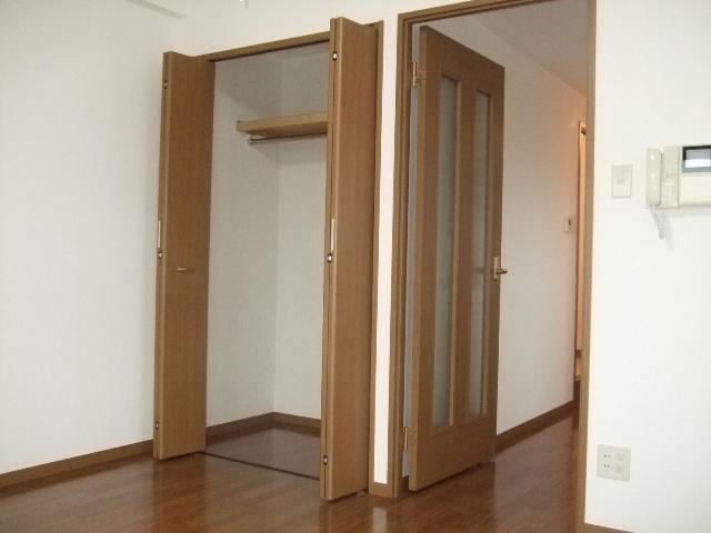 収納　クローゼット