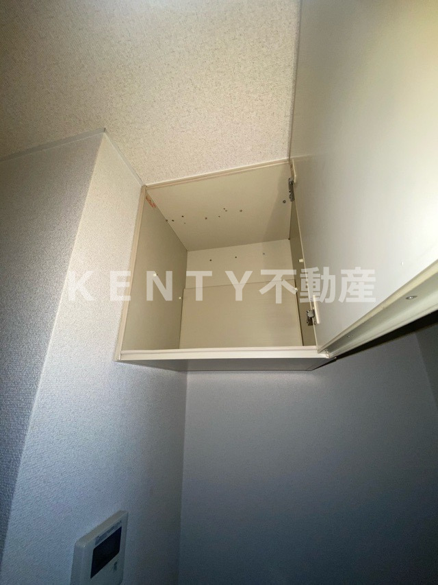 収納　ちょっとした収納スペースも充実しています※別部屋参考写真