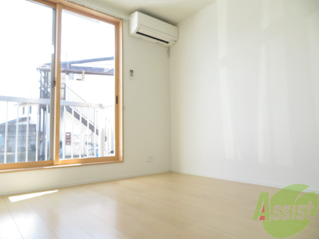 その他部屋・スペース　広々としたお部屋でゆったり休めますね～～。