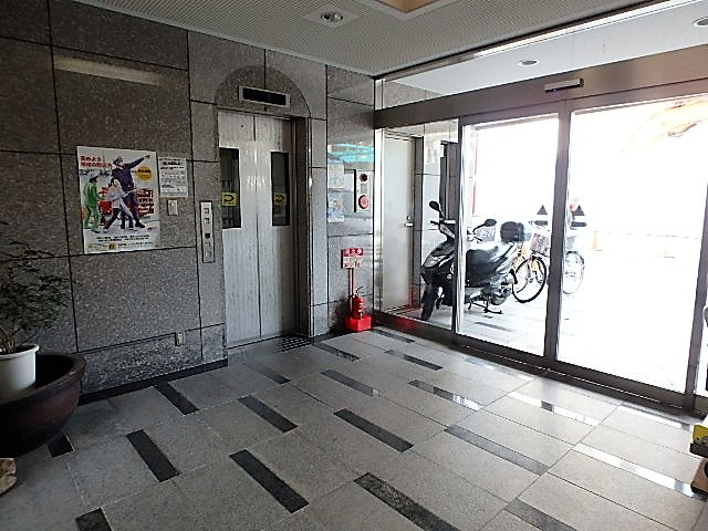 ロビー