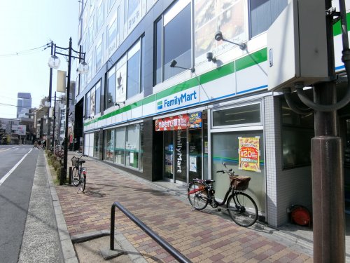 コンビニ　ファミリーマート 守口駅前店（コンビニ）まで162m