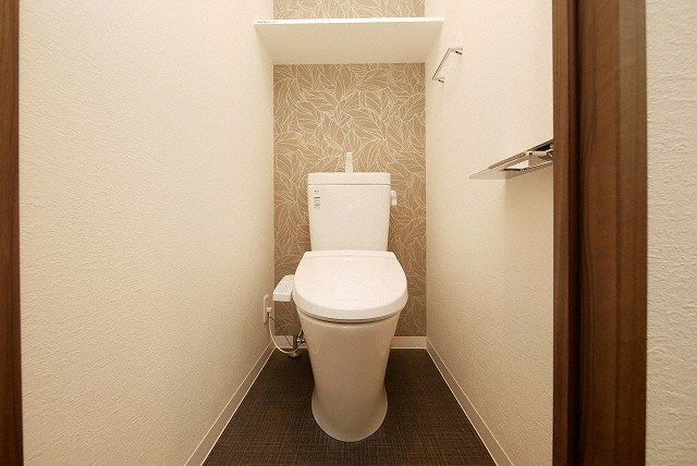 トイレ　落ち着いたトイレです
