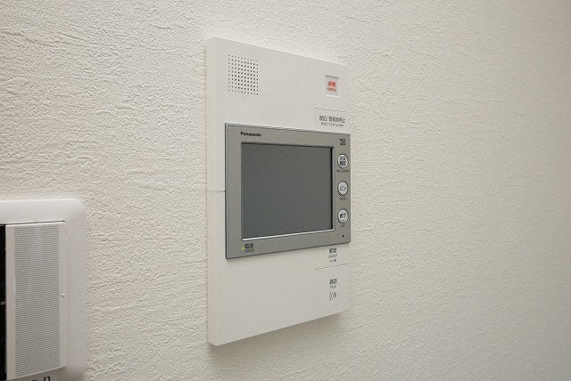 セキュリティ　モニター付きインターホンです
