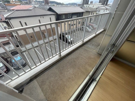 バルコニー　※別部屋の写真です