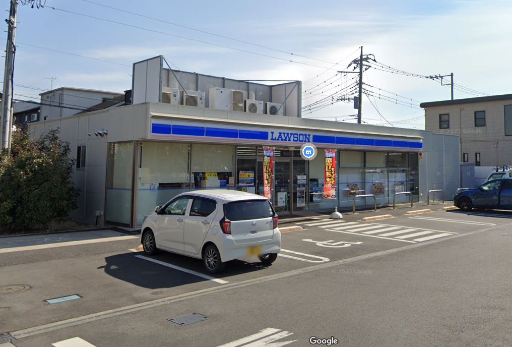 コンビニ　ローソン 伊勢原東成瀬西店（コンビニ）まで158m