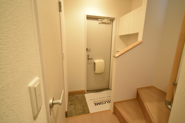 玄関　シンプルで使いやすい玄関です