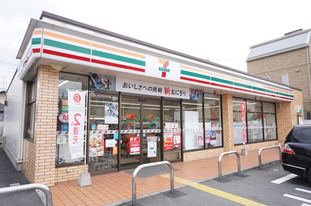 コンビニ　セブンイレブン 草加新田店（コンビニ）まで180m