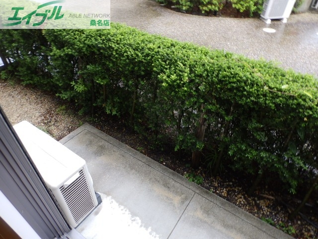 庭　別部屋反転参考写真です