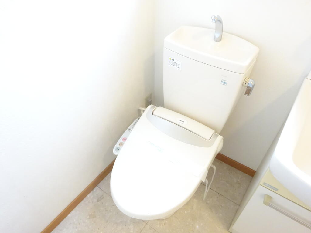 ボルベール成城ウエストのトイレ写真