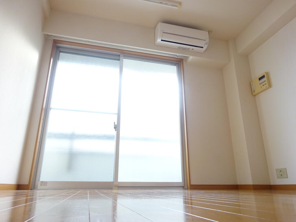 ボルベール成城ウエストの居間写真