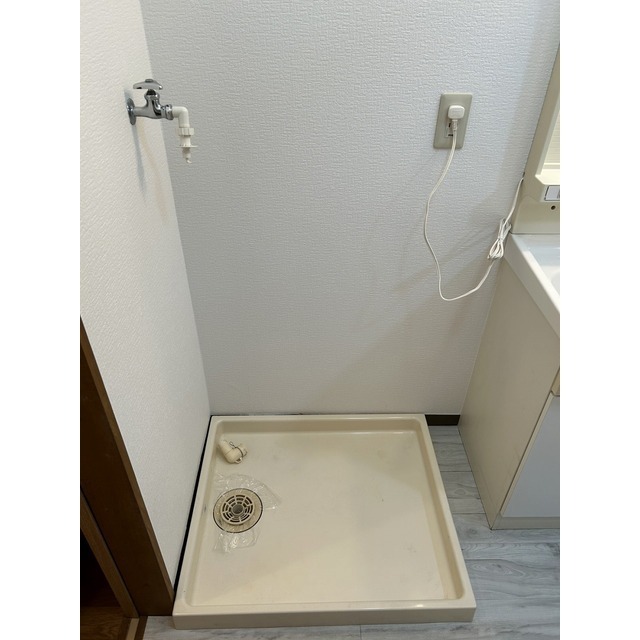 その他　写真は３０７の画像となります。