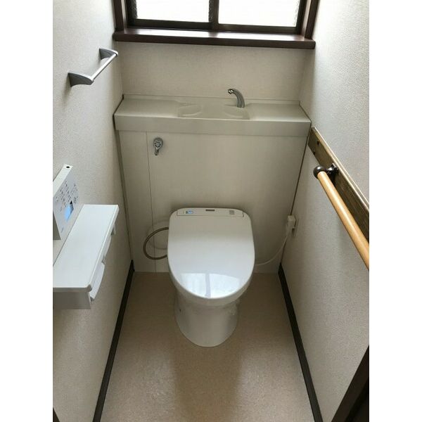 トイレ　トイレ