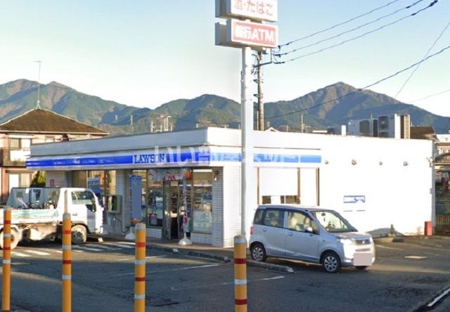 コンビニ　ローソン 秦野平沢店（コンビニ）まで235m