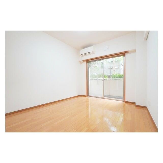 居室・リビング　物件画像
