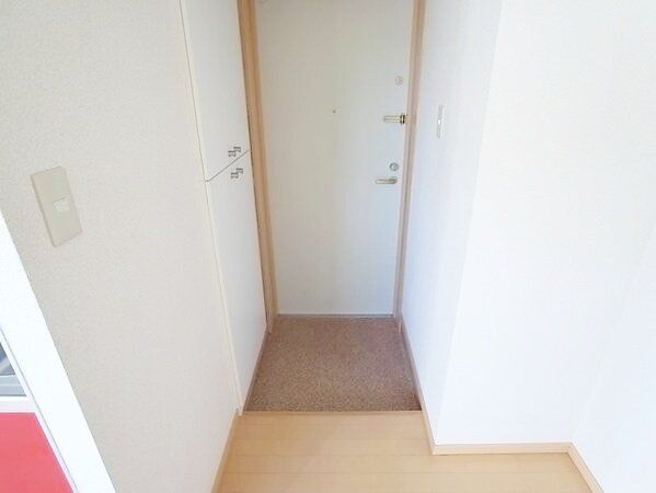 玄関　写真はイメージです