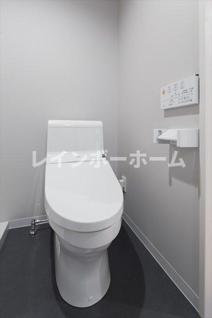 トイレ　落ち着いたトイレです
