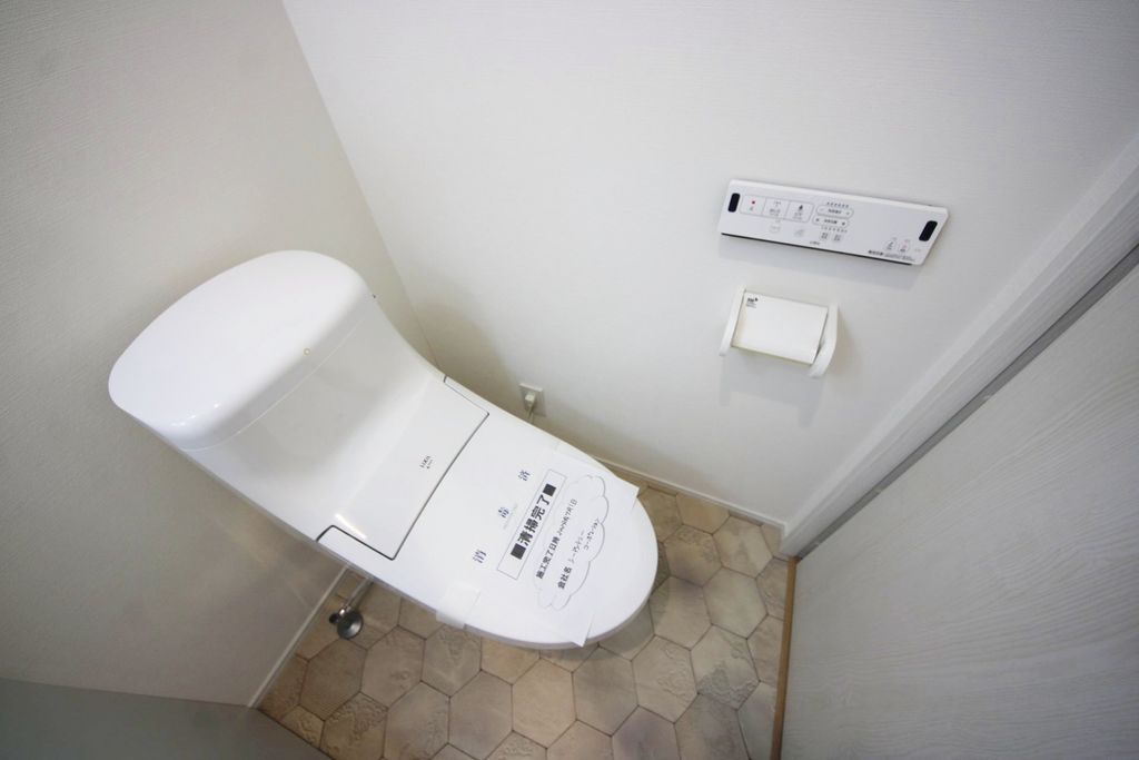トイレ　同建物内・同タイプ参考