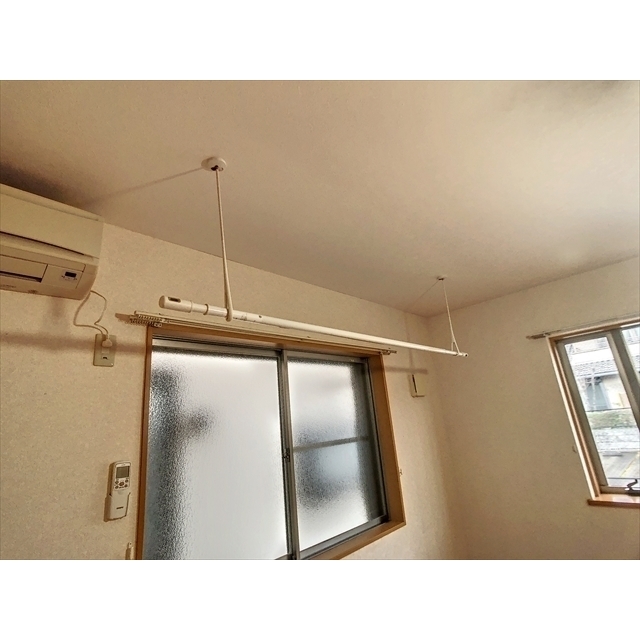 その他設備　室内で洗濯を干せる室内物干し