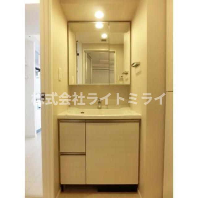 洗面設備　※写真は同タイプ住戸です。?
