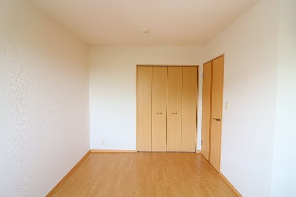 収納　別部屋写真です　※間取り反転