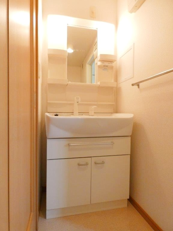 洗面設備　図面と現状に相違がある場合には現状を優先