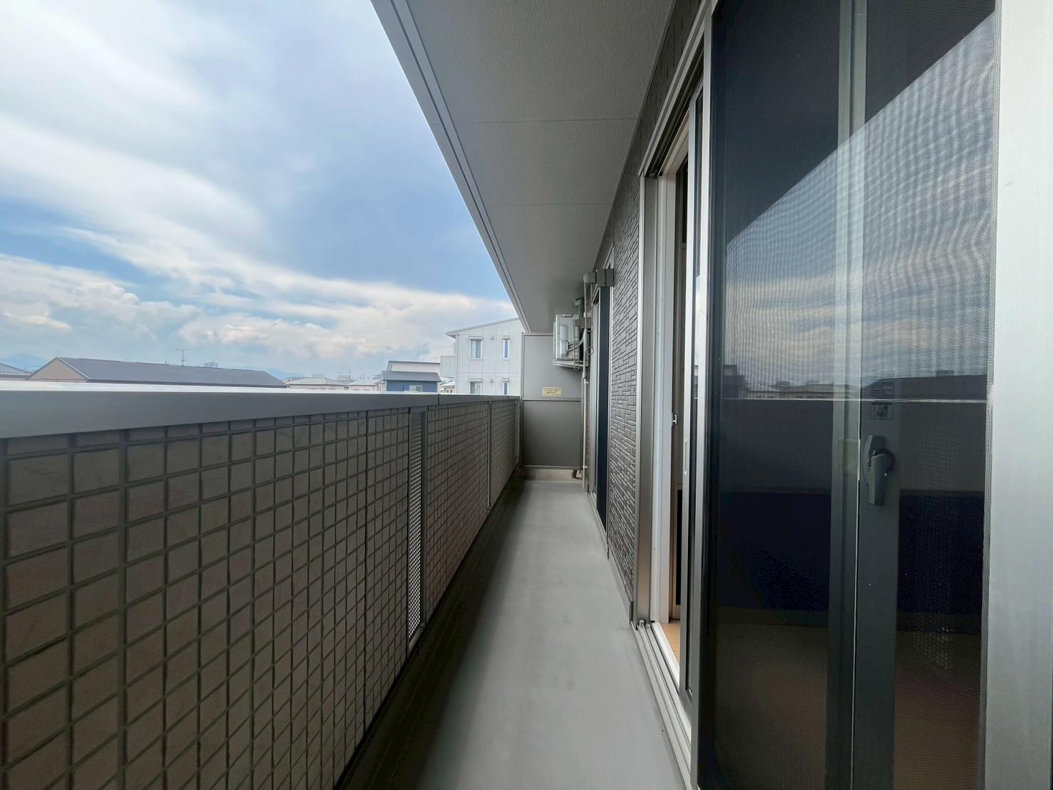 バルコニー　※別部屋の写真の為、現状優先。