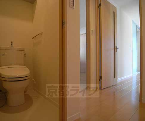 その他部屋・スペース　トイレと廊下。