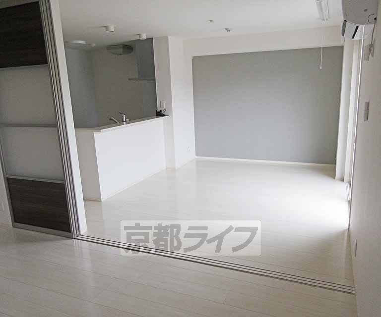 居室・リビング　広々ＬＤＫ１１．９帖！