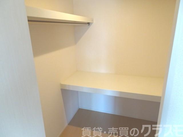 収納　ウォークインクローゼット