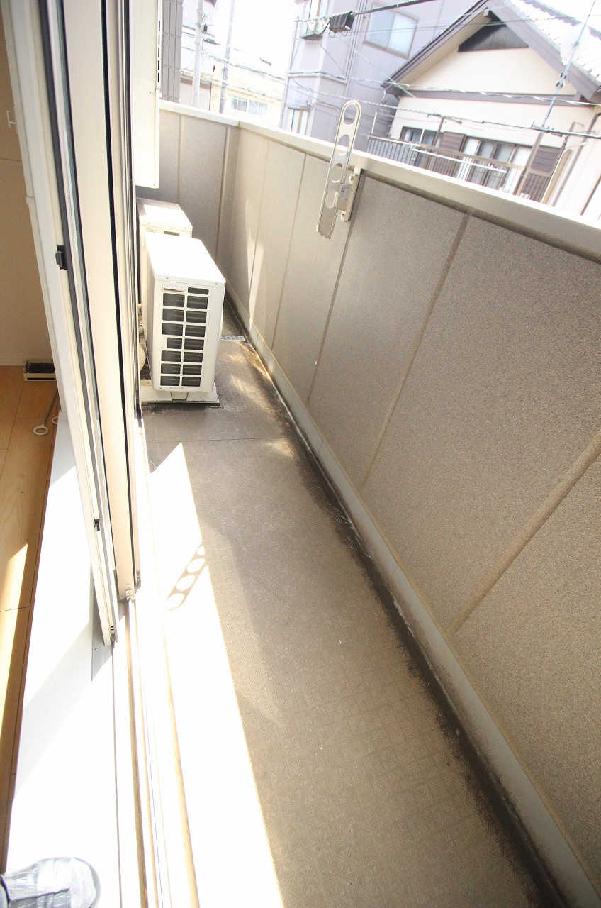 バルコニー　同間取りのお部屋の写真です