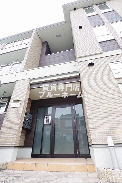 建物外観　ハウスメーカー施工の物件です！