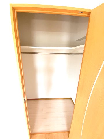 収納　※写真は同タイプの別の階のお部屋です。