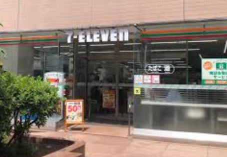コンビニ　セブンイレブン千代田岩本町1丁目店（コンビニ）まで254m