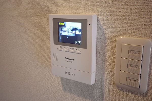 セキュリティ　写真は103号室のものです