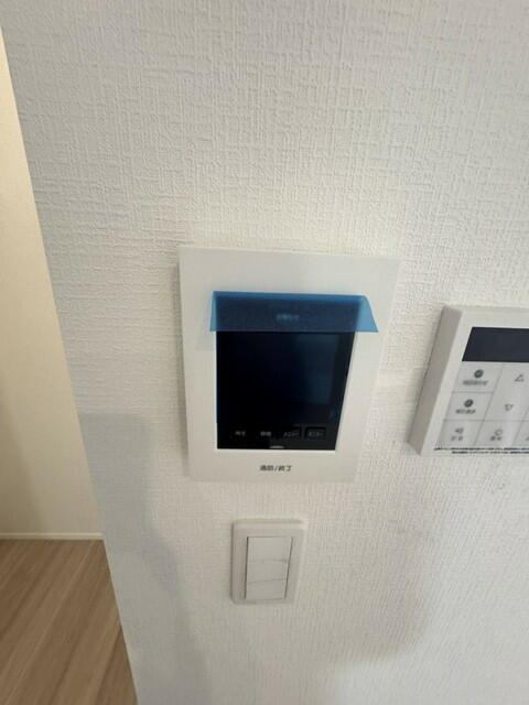 バルコニー　浴室乾燥機完備