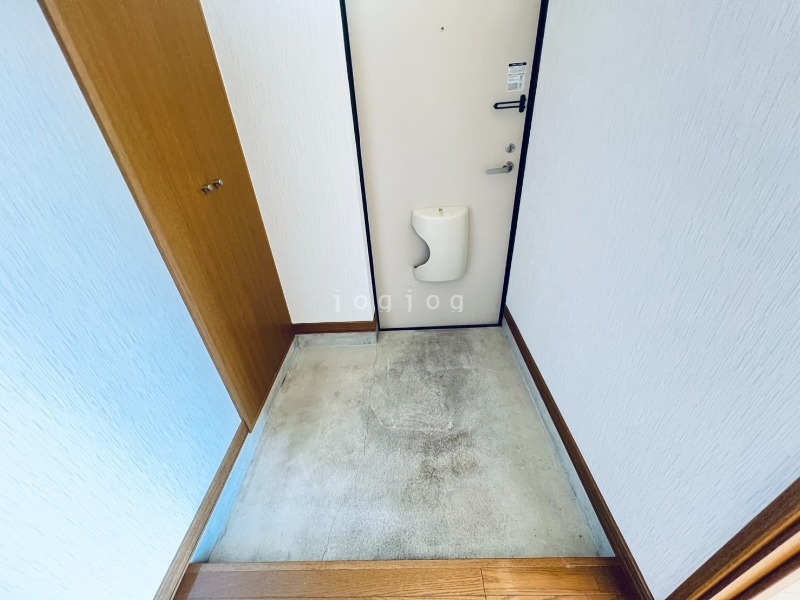 玄関　玄関の広さはかなり広めとなっています。