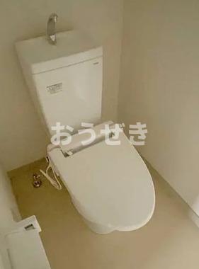 トイレ　※同仕様参考写真