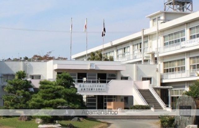 中学校　掛川西中（中学校）まで1061m