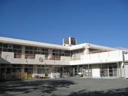 幼稚園・保育園　東新田こども園（幼稚園・保育園）まで1059m
