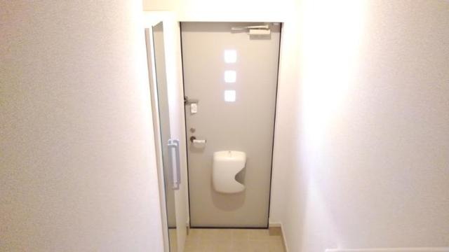 玄関　図面と現状に相違がある場合には現状を優先
